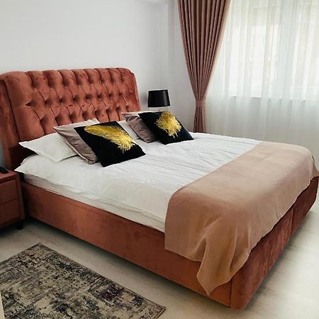 Luxury Queen Câmpulung Moldovenesc المظهر الخارجي الصورة